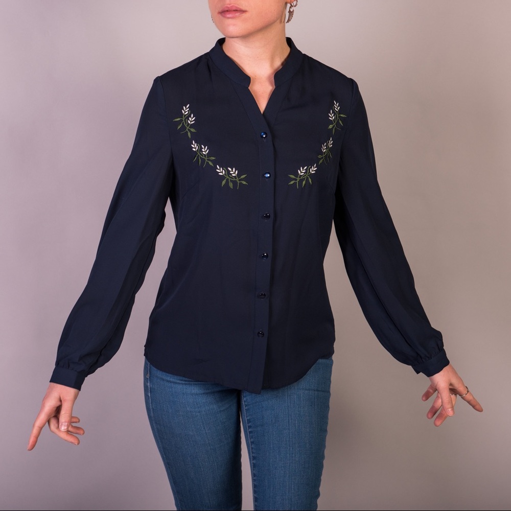 Navy Spring Blouse - Picture 2 of 6